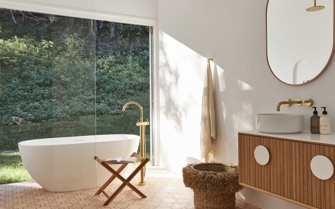 BATHROOM AND LAUNDRY STYLING TIPS